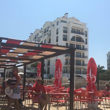 Beachfront 3Bdr Apt On Marginal Boulevard São Martinho do Porto Dış mekan fotoğraf